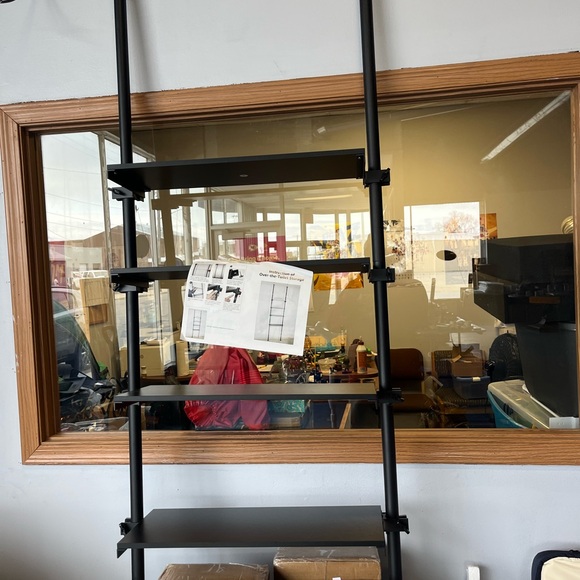 Shelf’s - Picture 1 of 4